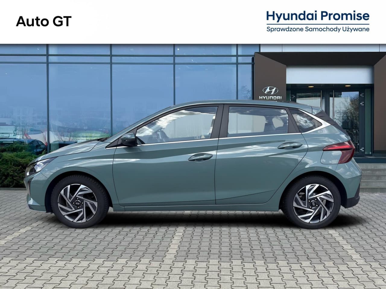 Hyundai i20 - zdjęcie 19
