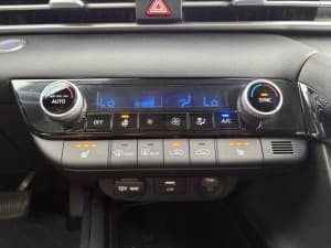 Hyundai Elantra - miniatura 19