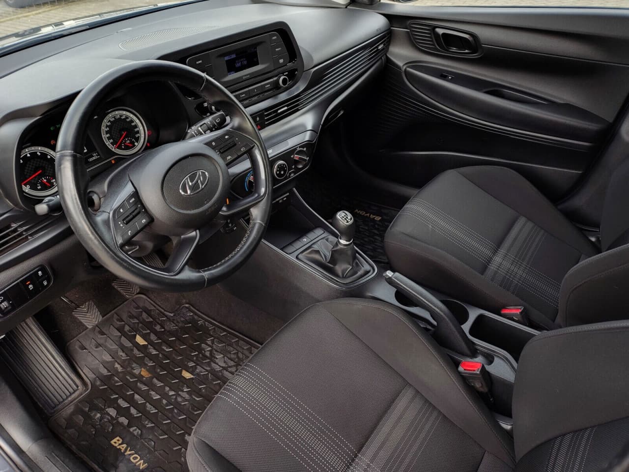 Hyundai Bayon - zdjęcie 13