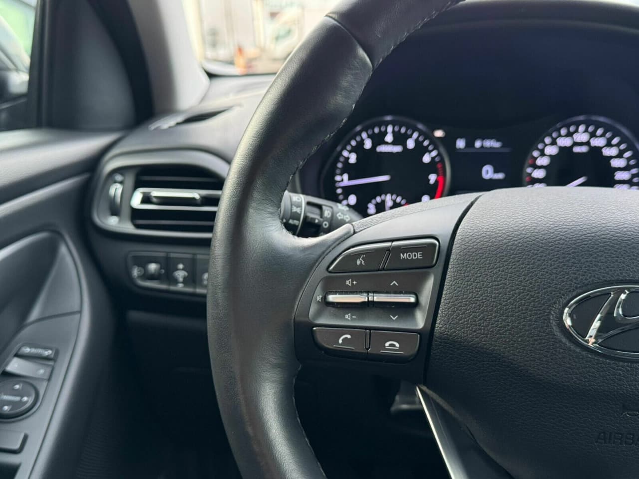 Hyundai i30 - zdjęcie 11