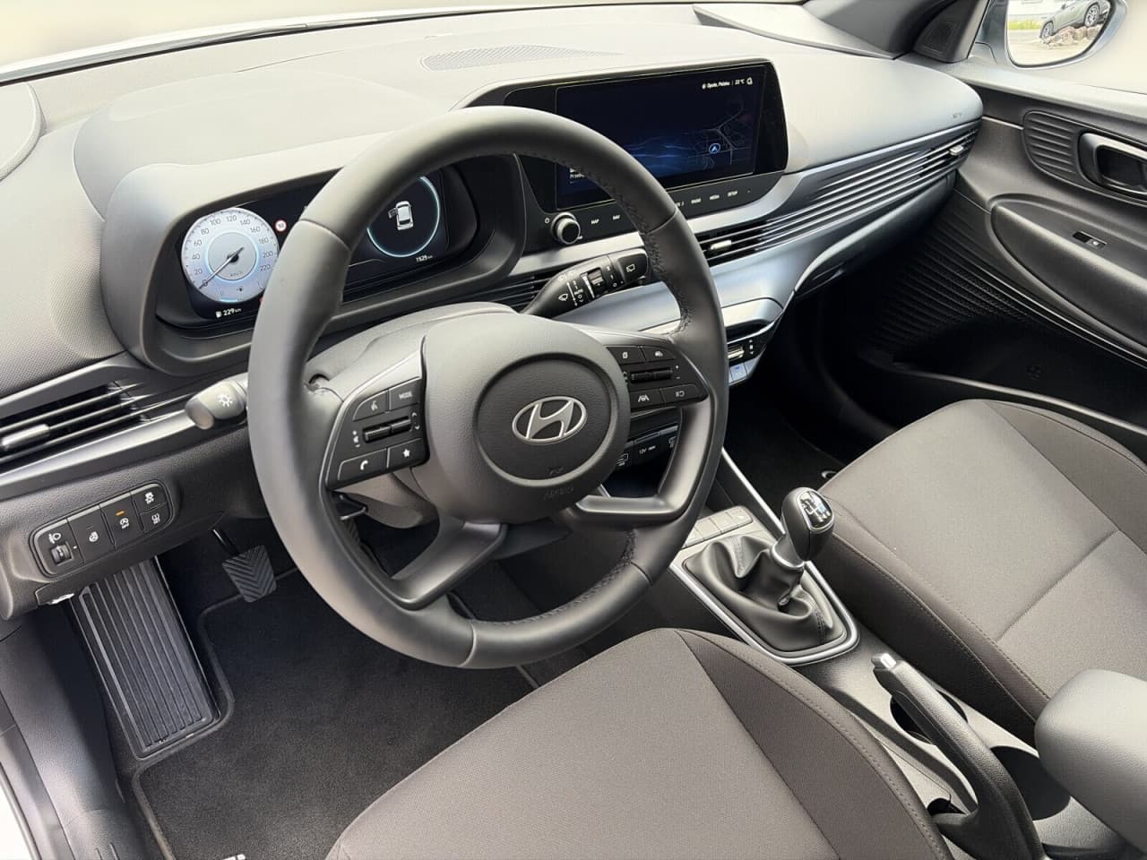 Hyundai i20 - zdjęcie 10