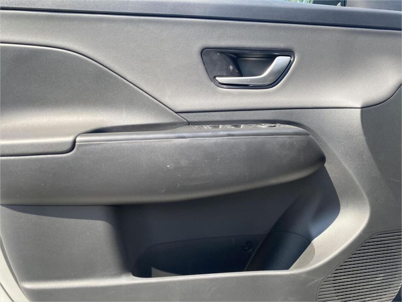Hyundai Kona - zdjęcie 2